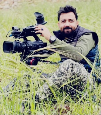 Portrait of Flora Nyra, Product Manager